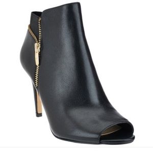 Marc Fisher Serenity Peep Toe Black Booties Sz 10